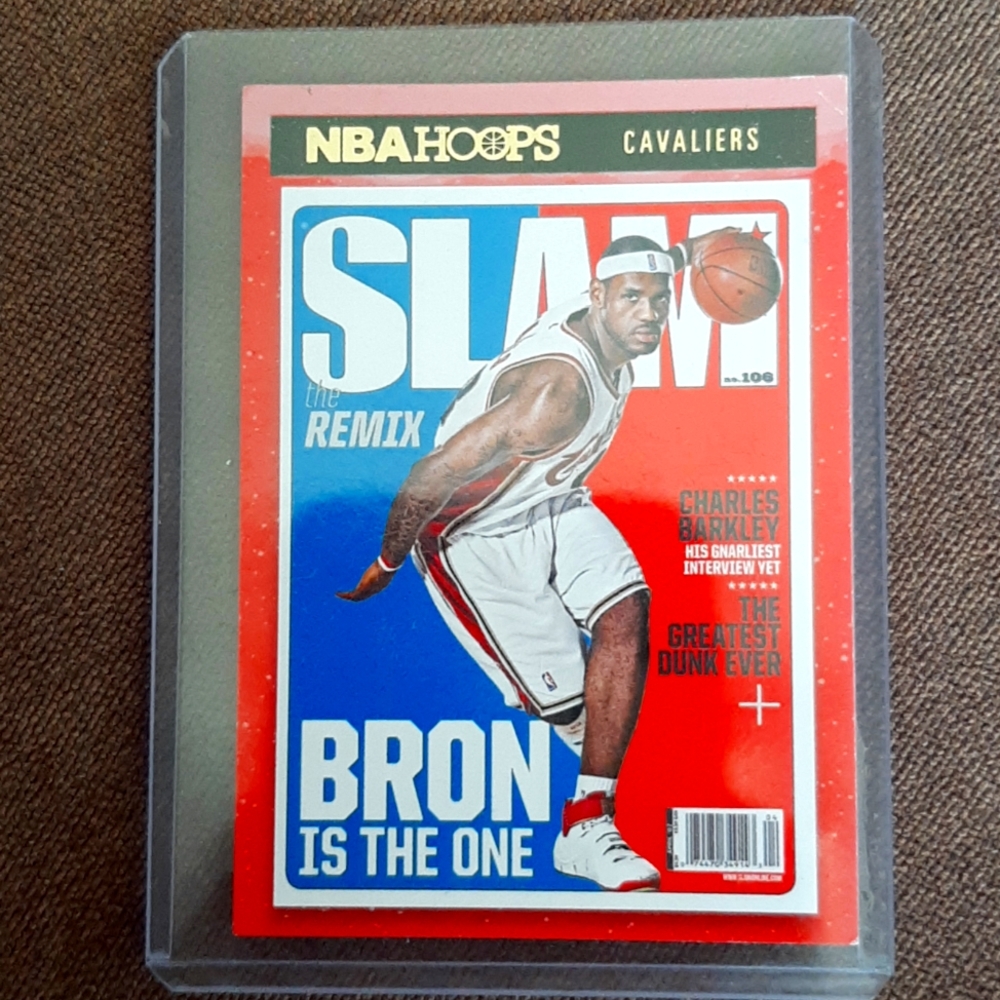 2007 Bron is the one NBA hoops tradi card good condition
